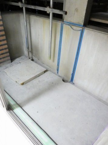 セイワパレス玉造上町台　BRAVI不動産のバルコニー|【セイワパレス玉造上町台】バルコニーからの眺めを楽しみながら食事をしませんか