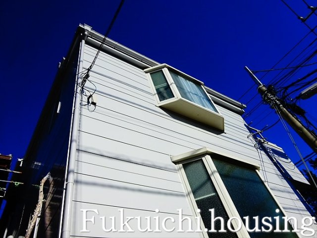 グレーハウスの外観