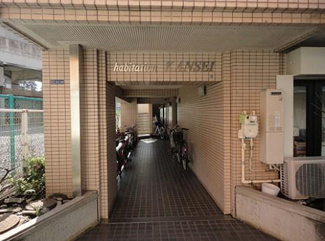 【エントランス】