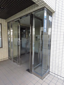 【エントランス】 | 毎日通るエントランスはこのようになっています