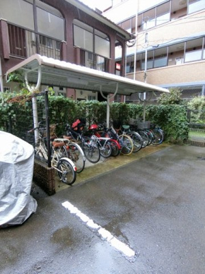 【その他共用部分】 | Ｒｅｓｉｄｅｎｃｅ　Ｖｉｅｗ大濠 | 駐輪場です