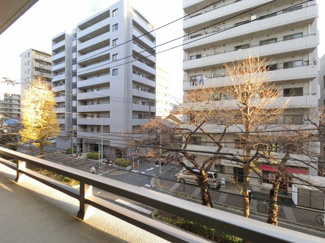 【展望】 | 3Ｆ部分ですが陽当り・眺望・風通し良好です。春には桜も望めます。