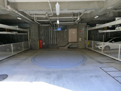 【駐車場】 | ロイヤル梅田シティ