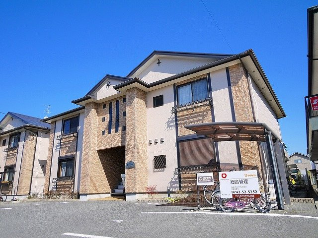 エスポワール（法華寺町）の外観