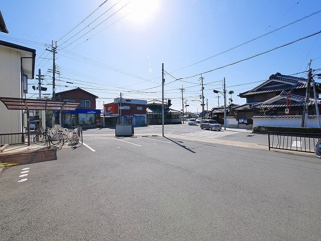 エスポワール（法華寺町）の駐車場