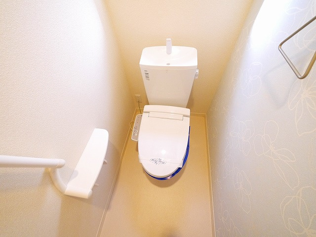 エレガンシア（法華寺町）のトイレ