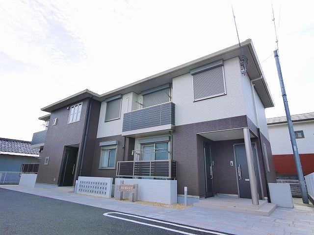 エレガンシア（法華寺町）の外観