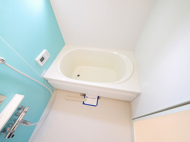 エレガンシア（法華寺町）の浴室