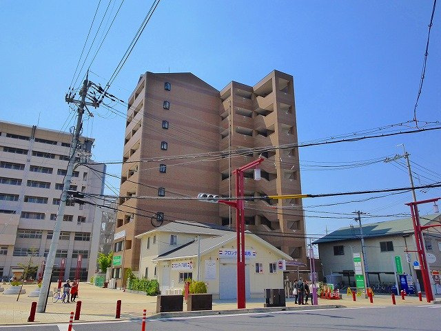 フロント木津の外観|きれいな外観です