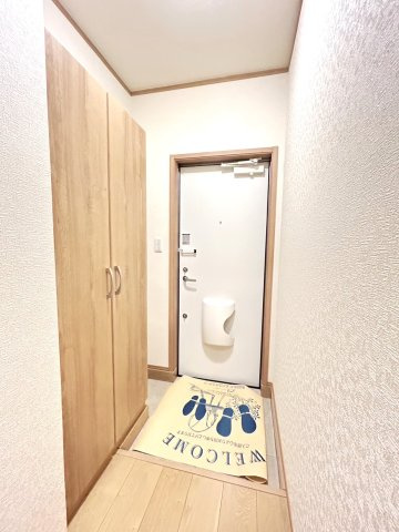 ポルトボヌールの玄関