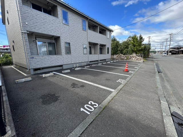 ポルトボヌールの駐車場