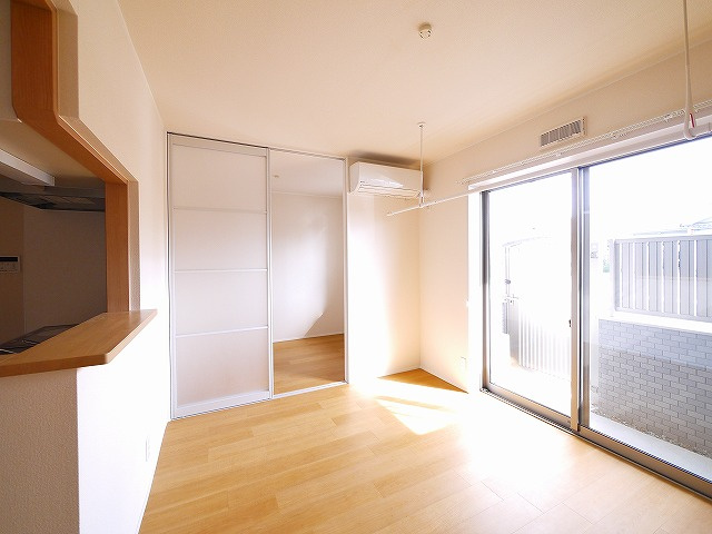 ローレル奈良町の居間・リビング|ゆったりとしたリビングです