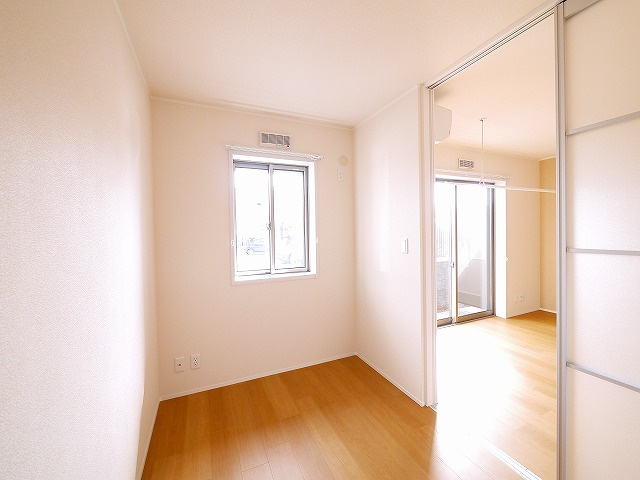 ローレル奈良町の寝室|落ち着いて過ごせるお部屋なので、寝室にいかがでしょうか