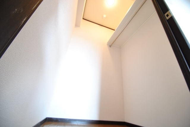 ライオンズマンション六ッ門第2の収納|内装イメージ：同物件別室