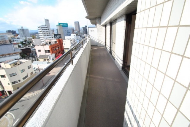 ライオンズマンション六ッ門第2のバルコニー|内装イメージ：同物件別室