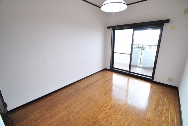 ライオンズマンション六ッ門第2の洋室|内装イメージ：同物件別室