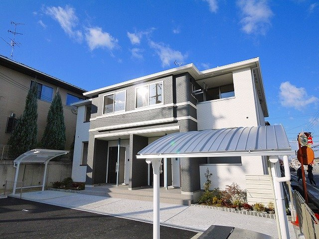 ヒルクレストの外観|外観は落ち着いています