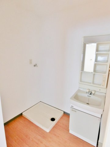 サンフィルド東金Ⅳの洗面所