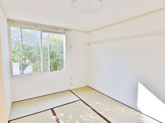 サンフィルド東金Ⅳの和室