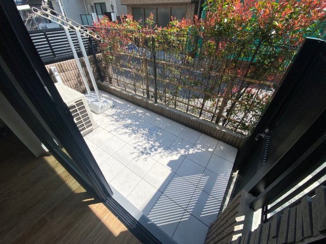 AMAZING GARDEN Northのバルコニー|テラス