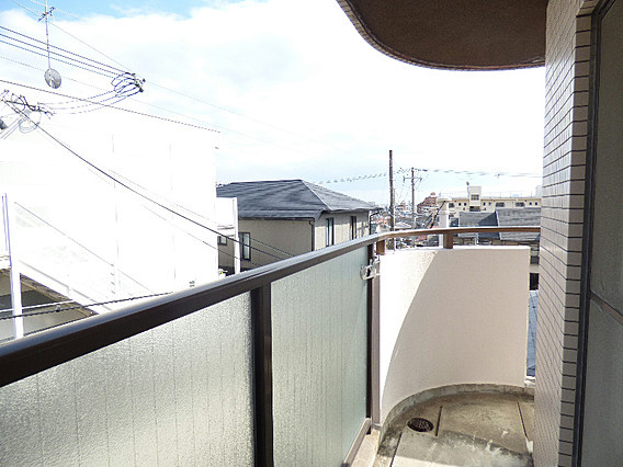 オアシス岡本のバルコニー