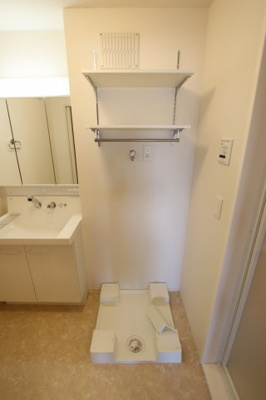 【設備】 | ラヴィベールメゾン | 室内洗濯機置場