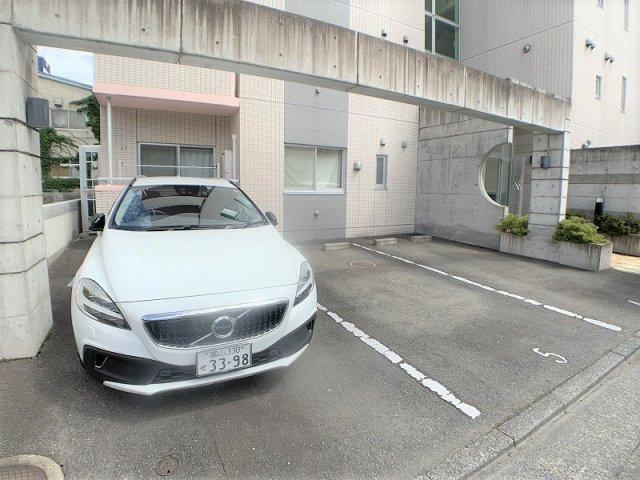 アードリガー菜園の駐車場
