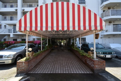 【エントランス】 | 鵠沼ニューマンション