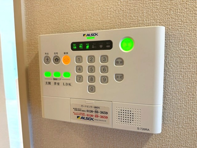 【セキュリティ】 | ヴェルジェⅠ | 防犯対策に有効なカメラ付きインターホン！録画機能が付いているので留守中の訪問者まで確認できます♪