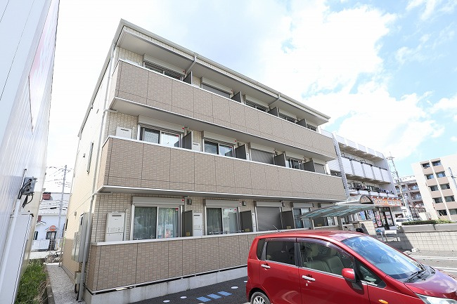 プランドール・アデンの外観