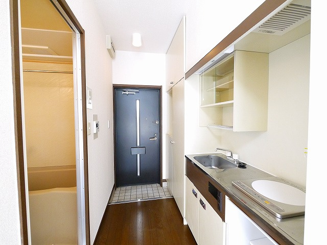 シティパレスあやめ池Ｐ７の玄関