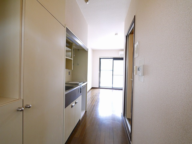 シティパレスあやめ池Ｐ７の玄関