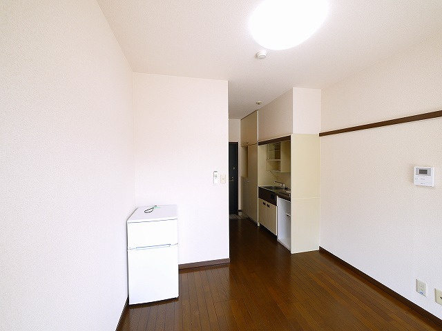 シティパレスあやめ池Ｐ７の居間・リビング