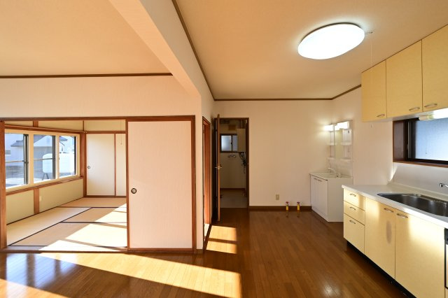 【居間・リビング】 | ちとせ住宅 | ゆったりとしたリビングです