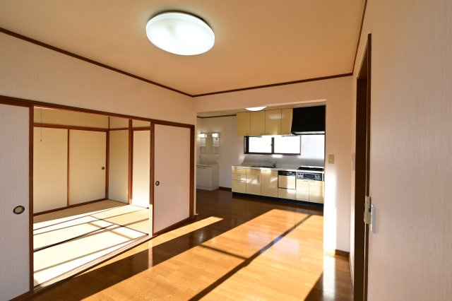 【キッチン】 | ちとせ住宅 | コンパクトなキッチンで掃除もラクラク