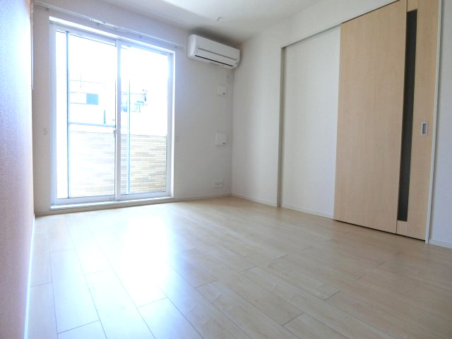 ファミリアの洋室