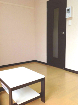 【居間・リビング】 | レセーナ | 同タイプ室内