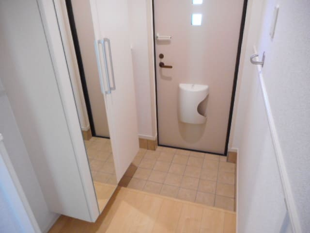 サンフェリスタⅣの玄関