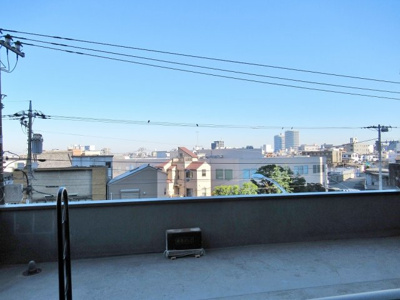 【展望】 | チヨダハイツ | 外は開けてるので洗濯物を干すのも安心です
