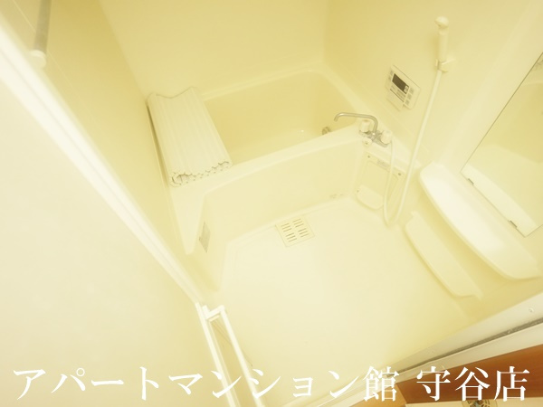 ベルファミーユ１の浴室
