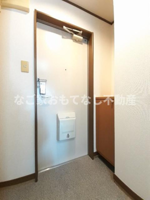 【玄関】 | ヴィラミレニアム