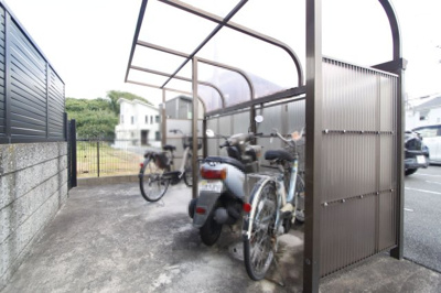 【その他共用部分】 | アルカディア | 駐輪場です