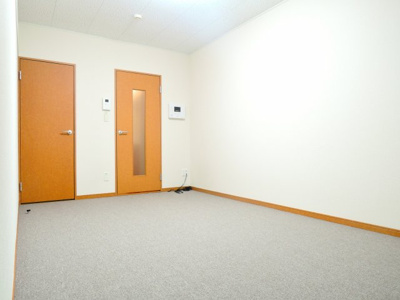 【寝室】 | レオパレスプラスパ寿 | 同マンション別部屋