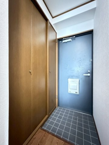 【玄関】 | ハイツいりえ