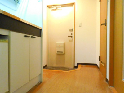 【玄関】 | 万里乃ビル