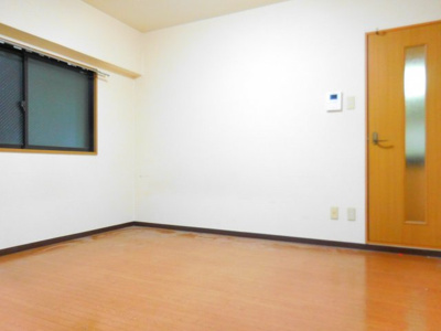 【居間・リビング】 | 万里乃ビル