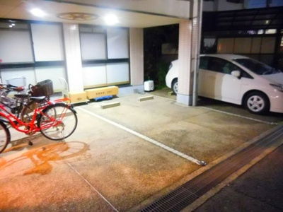 【駐車場】 | マツウラビル