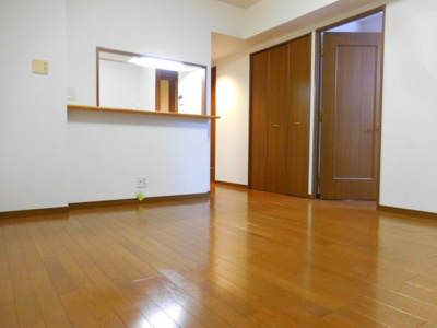 【居間・リビング】 | セレブ高槻北園町