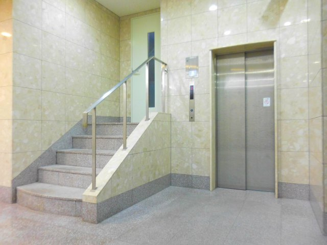 【ロビー】 | セレブ高槻北園町