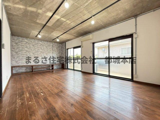 清藤マンションの居間・リビング